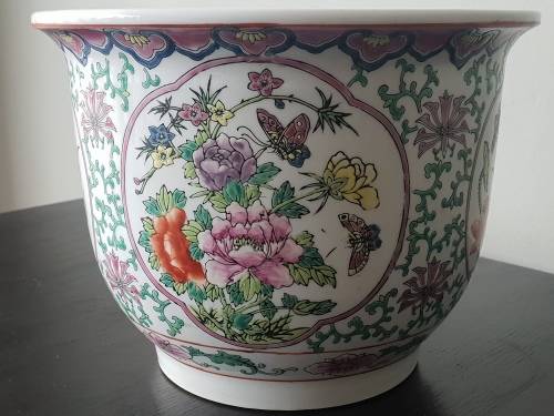 Qianlong  Porcelain Jardiniere