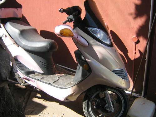 Jayling Pisolo/ motrorbike ? 125cc very large frame eco on fuel