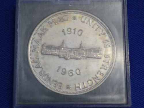 South African 5 Shilling Coin - 1960 in box