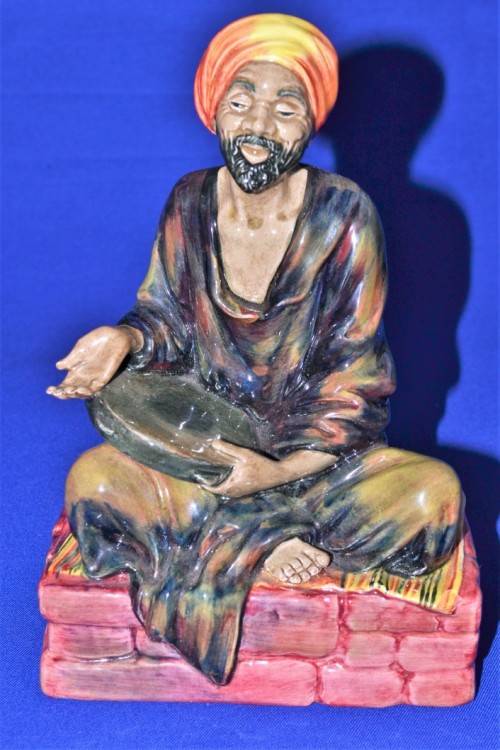 Royal Doulton Figure "The Mendicant" HN1365