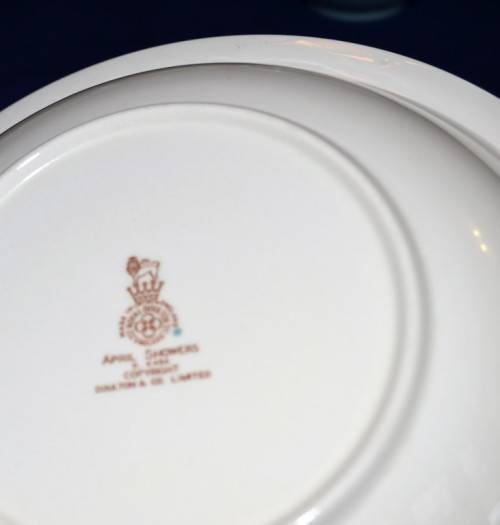 REDUCED-Royal Doulton Dinner Service "April Showers"D6435 - 73 Pieces