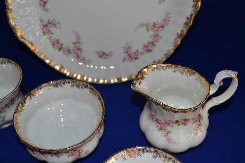 Royal Albert Dimity Rose 21pc Tea Set