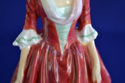 Royal Doulton Figurine "Gwynneth" HN1980