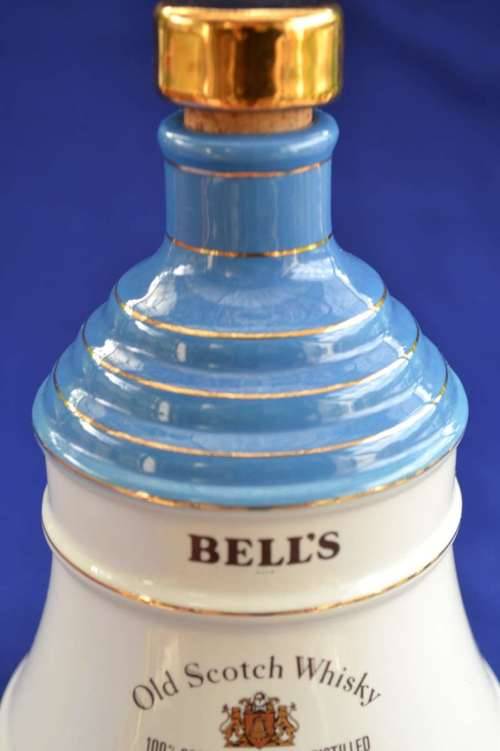 Bells Whisky Wade Ceramic Decanter Celebrating the Queen Mother`s 90th Birthday