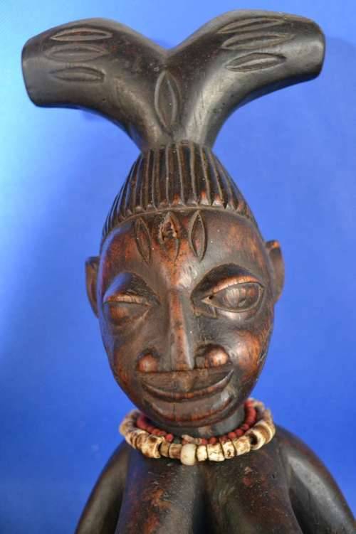 Carved Wooden Female Figure - Luba Art - Democratic Republic of Congo
