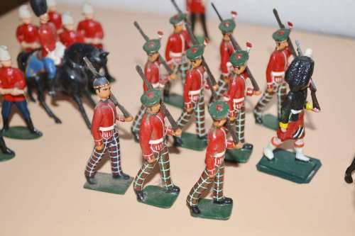 Vintage Metal Figures - HRH Queen Elizabeth II Trooping the Colour Parade