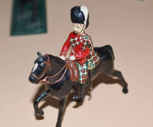 Vintage Metal Figures - HRH Queen Elizabeth II Trooping the Colour Parade