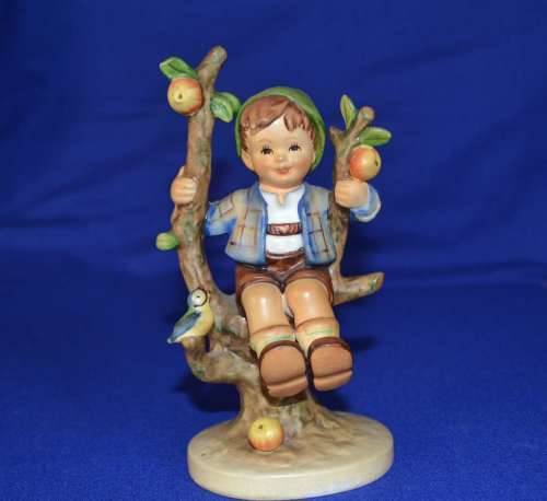 Hummel Figurine - Apple Tree Boy #142 - TMK6
