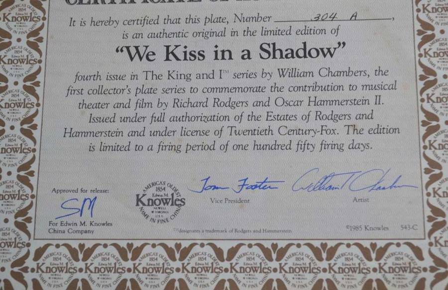 Knowles Vintage Porcelain Collectors Plate 1985 `We Kiss in a Shadow` with COA and Box