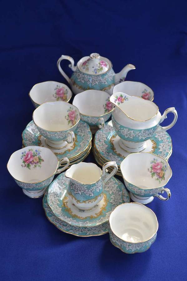 URGENT LATE ENTRY * Royal Albert ENCHENTMENT Tea Set - 22 Pieces