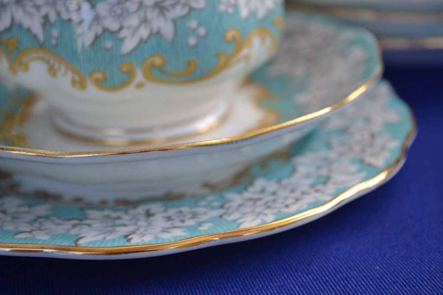 URGENT LATE ENTRY * Royal Albert ENCHENTMENT Tea Set - 22 Pieces