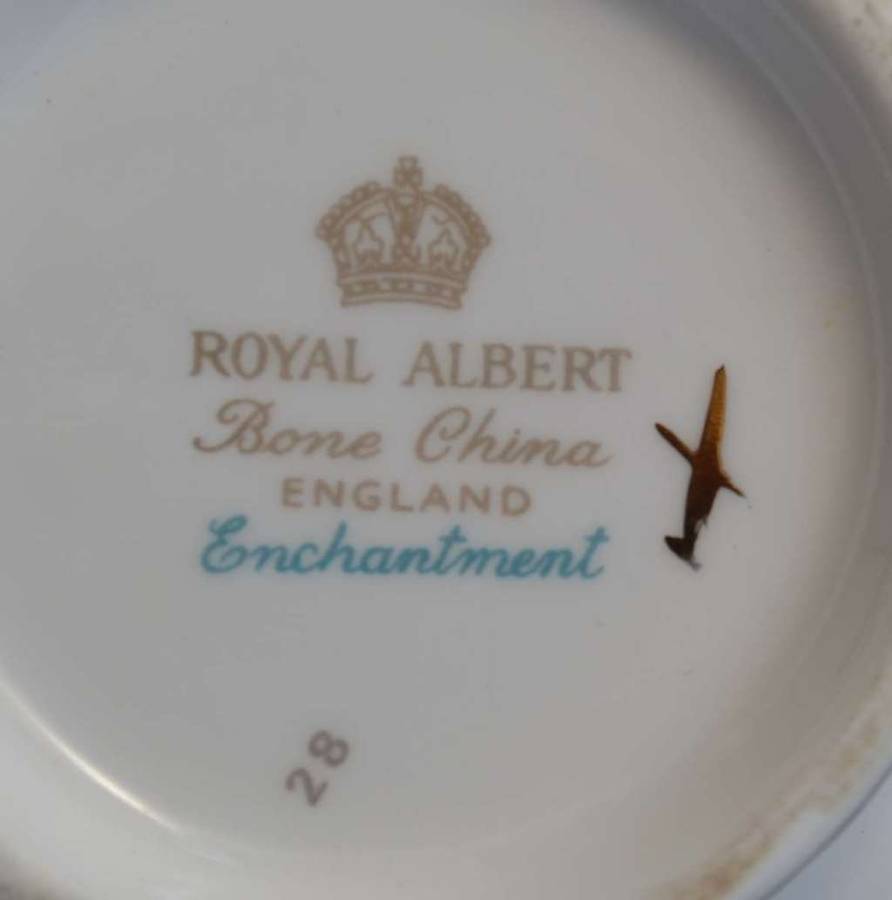 URGENT LATE ENTRY * Royal Albert ENCHENTMENT Tea Set - 22 Pieces