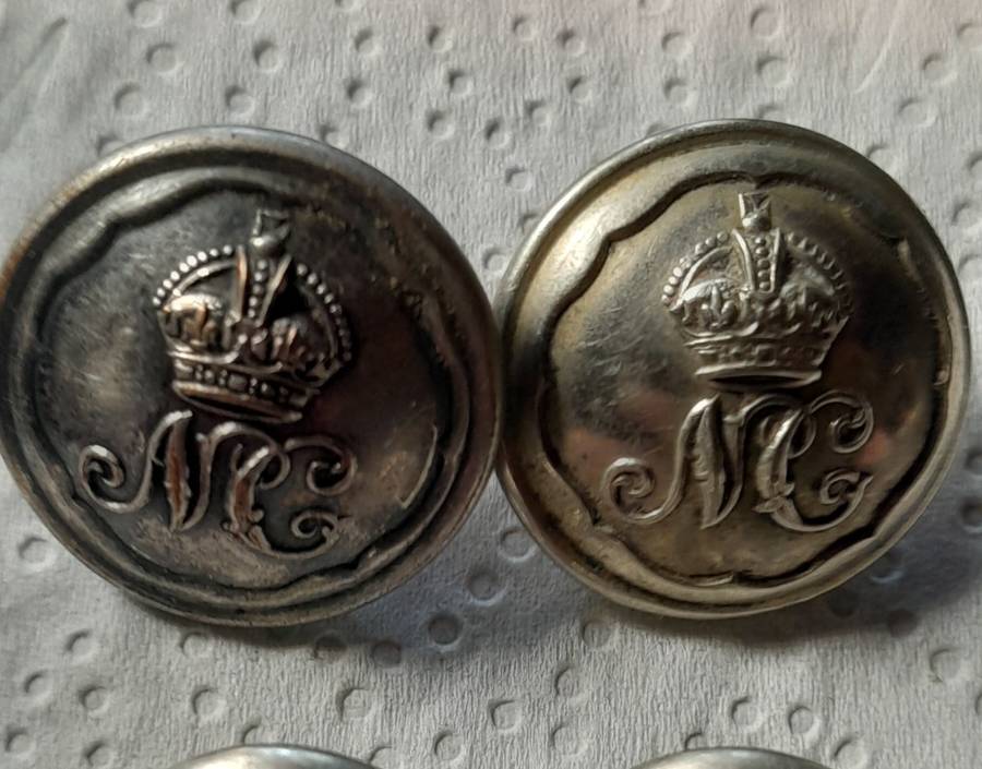 Royal Natal Carbineers and Natal Carbineers Buttons