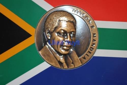 Education Africa - Nelson Mandela 10 May 1994 Medallion with Photo
