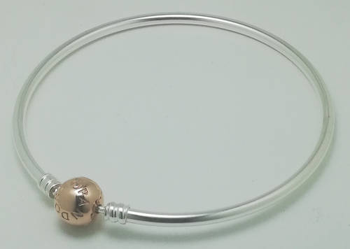 Pandora Sterling Silver Moments Bangle (21 cm)