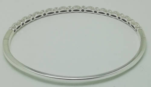 Pandora Sterling Silver Alluring Briliant Marquise Bangle (21 cm No:3)