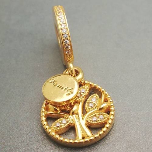Pandora Family Tree Dangle Charm
