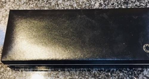 VINTAGE MONT BLANC MEISTERSTUCK BORDEAUX (BURGUNDY) FOUNTAIN PEN - 14K GOLD NIB! IN BOX