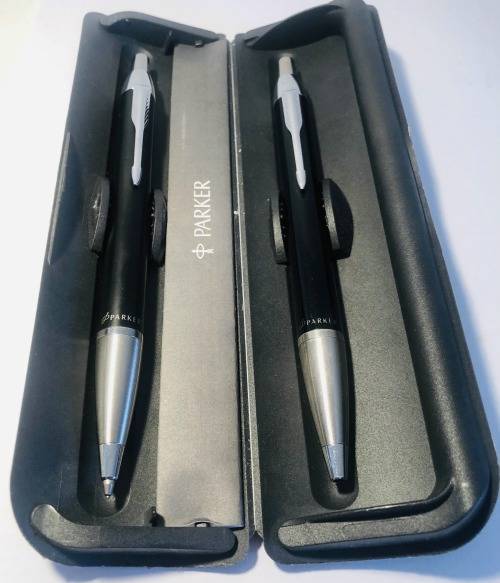 PARKER CT IM BLACK & SILVER BALLPOINT PEN AND PENCIL SET IN ORIGINAL BOX