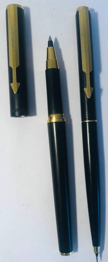 PARKER FLIGHTER ROLLERBALL PEN AND PENCIL-MATT BLACK WITH GOLD TRIM