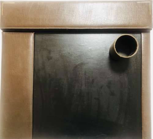 MATCHING BROWN LEATHER DESKTOP SET: DESKTOP CALENDAR HOLDER AND PEN HOLDER
