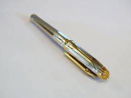 ELYSEE PARTHENON BI-COLOR PLATINUM AND GOLD FOUNTAIN PEN WITH 18K EF GOLD NIB IN EXCELLENT CONDITION