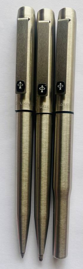 PARKER 25 VINTAGE BRUSHED STEEL FOUNTAIN PEN, BALLPOINT PEN & PENCIL TRIO SET IN BOX