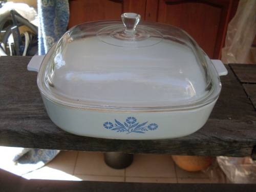 VINTAGE C0RNING WARE USA "CORNFLOWER BLUE" 11 IN P-16-8  DISH WITH LID