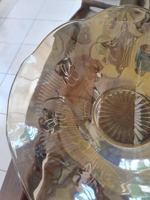 VINTAGE AMBER LUMINESCENT DEPRESSION GLASS LARGE BOWL FLORAL IRIS? DETAIL