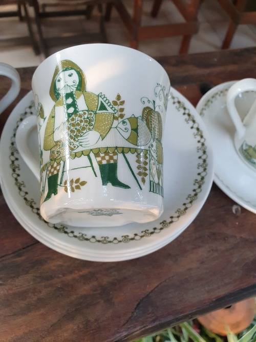 MID CENTURY VINTAGE RETRO NORWAY FIGGJO FLINT TURI DESIGN "MARKET" DINNER SERVICE