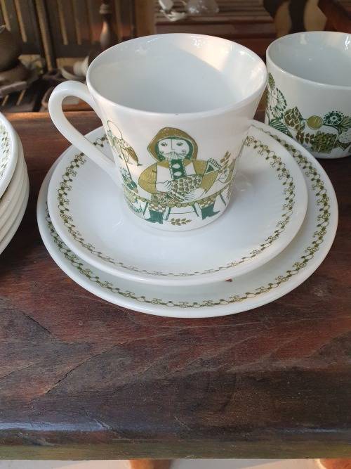 MID CENTURY VINTAGE RETRO NORWAY FIGGJO FLINT TURI DESIGN "MARKET" DINNER SERVICE