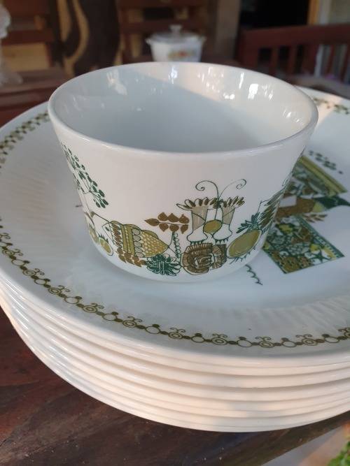 MID CENTURY VINTAGE RETRO NORWAY FIGGJO FLINT TURI DESIGN "MARKET" DINNER SERVICE