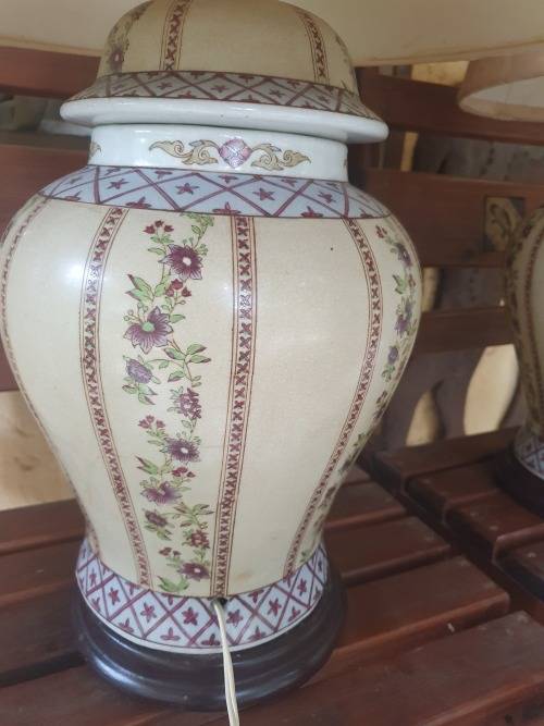 A PAIR OF LARGE ORIENTAL HAND PAINTED GINGER JAR LAMPS ON WOOD BASES FLORAL PLUS  DESIGN