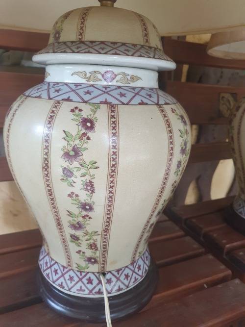 A PAIR OF LARGE ORIENTAL HAND PAINTED GINGER JAR LAMPS ON WOOD BASES FLORAL PLUS  DESIGN