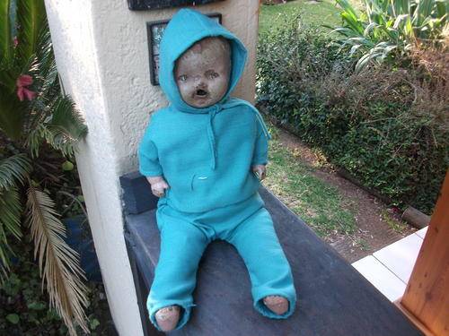 THERE IS SOMETHING PRECIOUS ABOUT THIS COMPOSITION? BABY DOLL