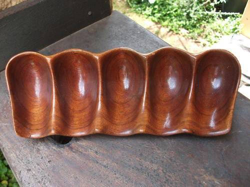 MAHOGANY WOOD PIPE??  HOLDER. THIS ONE IS SMOKING!
