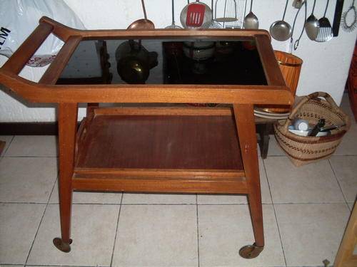 STUNNING, GORGEOUS SO RETRO 1950'S TEA TROLLEY WITH BUTLER'S TRAY & SMOKEY GLASS, NOT TO BE MISSED!