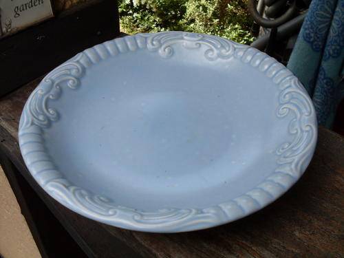 CROWN DEVON ENGLAND MOTTLED ART DECO??  PALE BLUE WITH RELIEF SCROLL DETAIL FRUIT BOWL OR PLATE