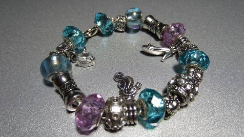 GORGEOUS PANDORA FASHION CHARM BRACELET!!!