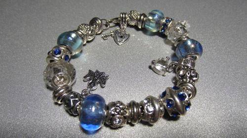 GORGEOUS PANDORA FASHION CHARM BRACELET!!!