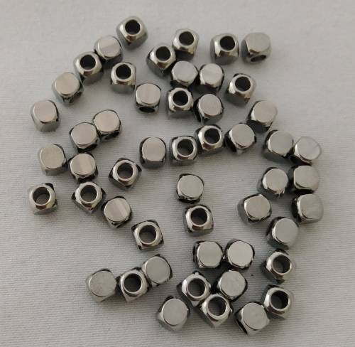10 x 304 Stainless Steel Beads, Cube. 4mm x 4mm x 4mm, hole 2.5mm