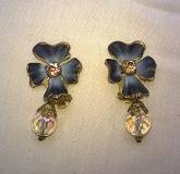 Lovely Vintage Clip On Earrings