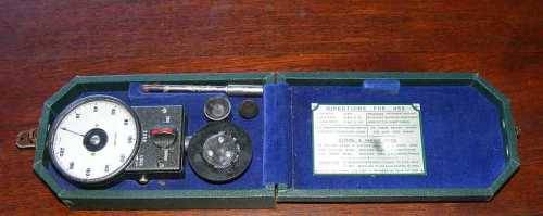 Vintage Venture tachometer