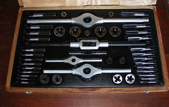 Taps and Die set C120 by Somta