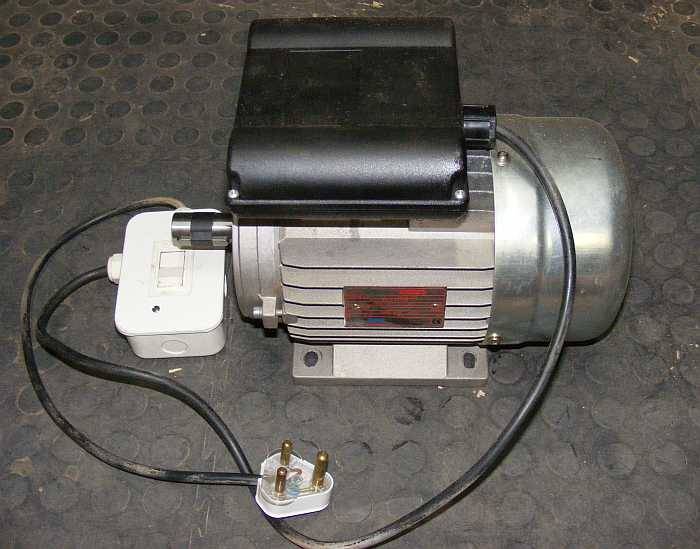 Fenner 2.2kw single phase motor.