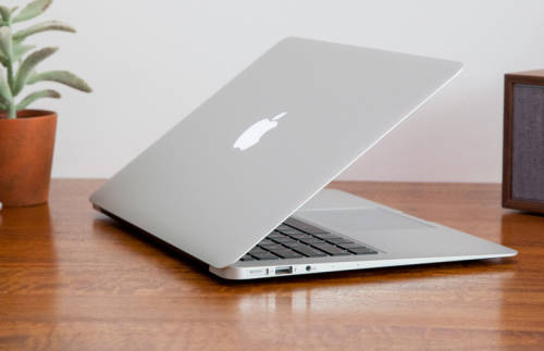 MacBook Air (13-inch, 2015) | 1.6GHz dual-core Intel Core i5 | 8gb Ram | 512gb SSD | macOS Monterey