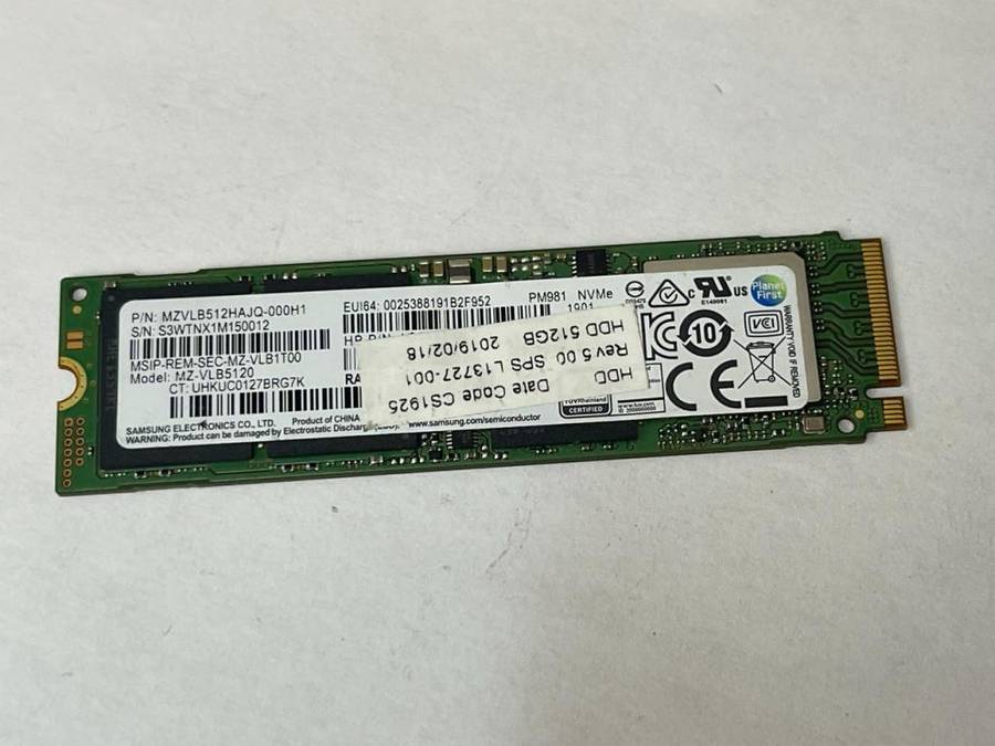 SAMSUNG PM981 PCIe NVMe SSD 512GB M.2 2280