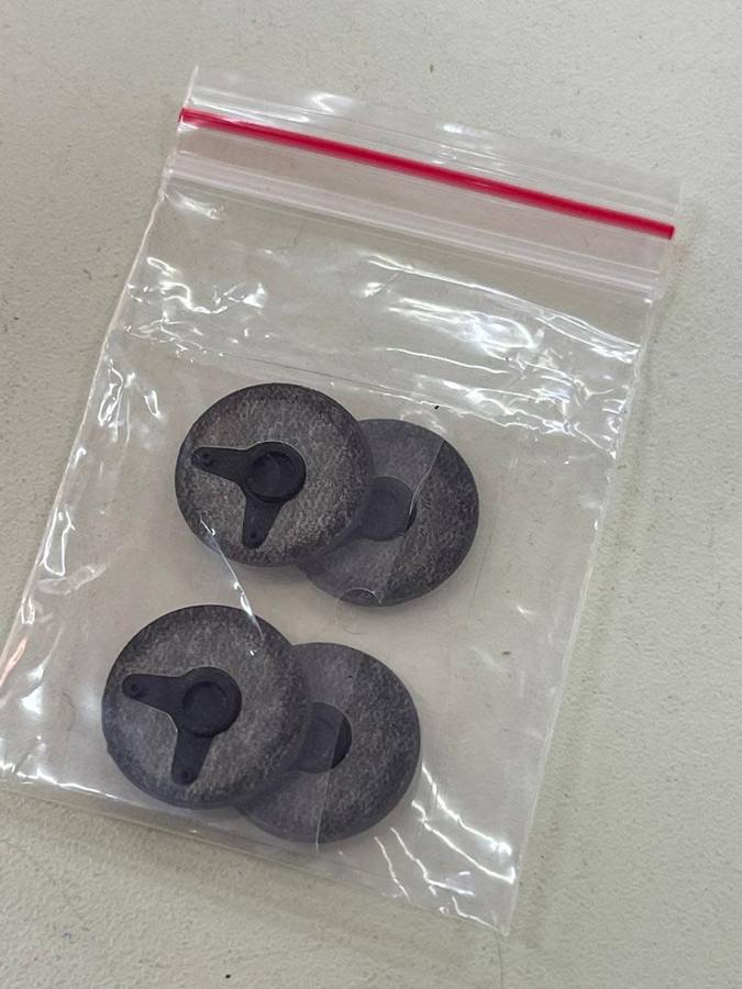 4pcs Bottom Cover Rubber feet for Macbook Pro A1278 A1286 A1297 A1398 A1425 A1502 A1466 A1369 A1370