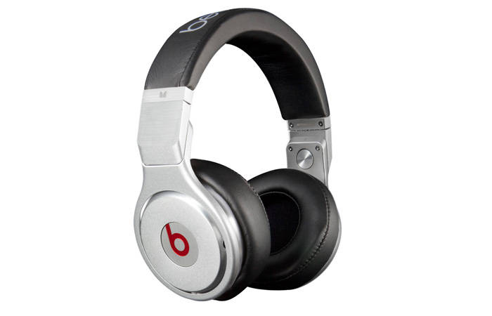 ***BRAND NEW SEALED***Genuine MONSTER Beats By Dr.Dre Pro High-Definition Headphones