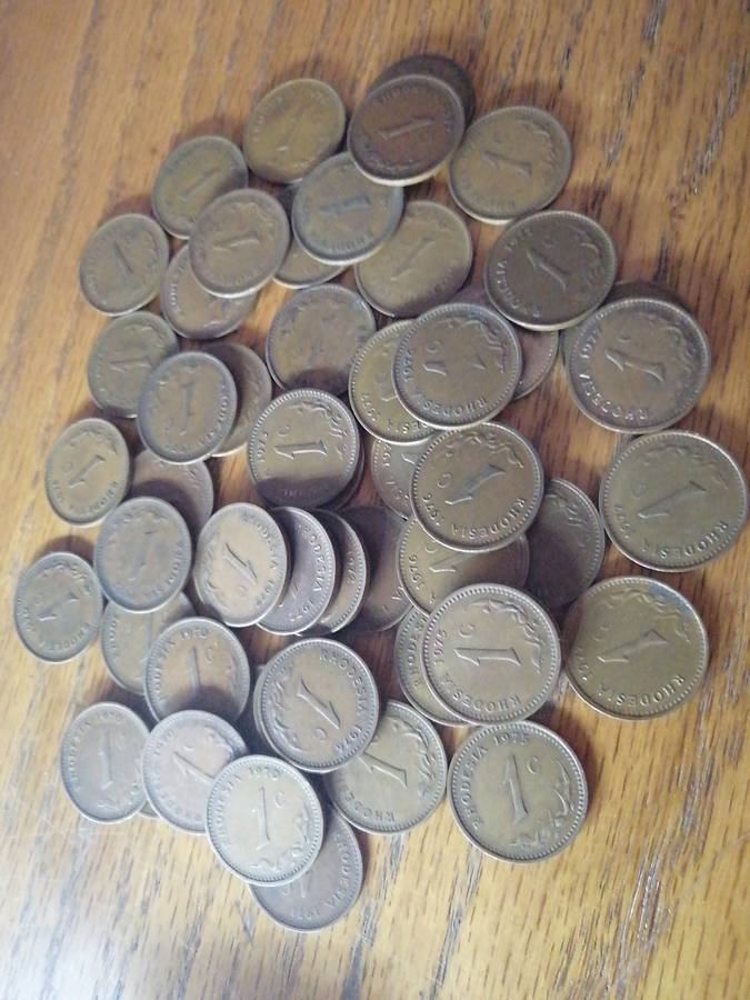 Mix of Rhodesia 1c coins. (52 coins)